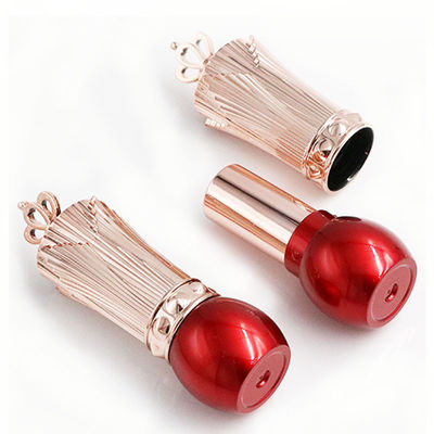 การจําลองเครื่องสําอาง สีลิปสติก ท่อบรรจุ รับสีที่แตกต่างกัน